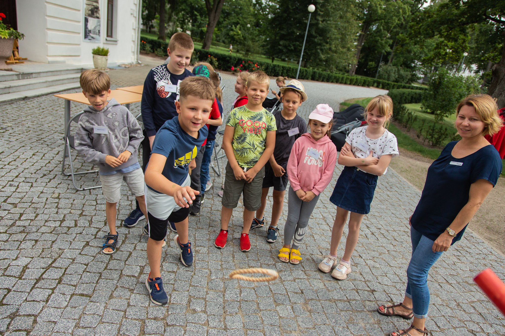„Atverkime duris vasarai“ lankėsi stovyklautojai iš Jurbarko rajono viešosios bibliotekos (foto)